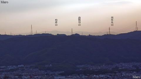 大文字山から淡路島、諭鶴羽山地の山々を遠望する 京都市 2011年10月