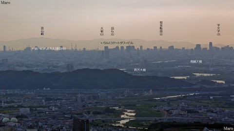 大文字山から建設中の「あべのハルカス」、りんくうゲートタワービルを遠望 2011年10月