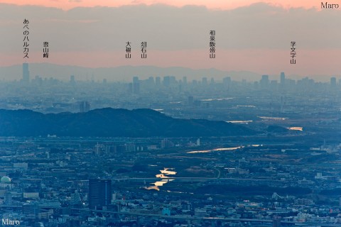 大文字山の山頂から「あべのハルカス」を遠望する 京都市 2012年12月