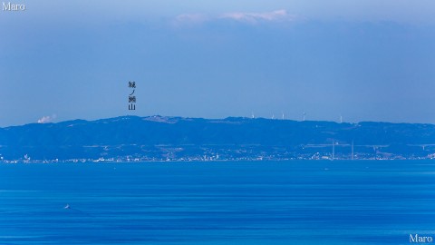 俎石山から淡路島北部、淡路風力発電所を望む 2012年12月
