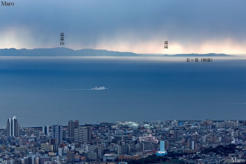 菊水山から友ヶ島（地ノ島）と紀淡海峡（加太ノ瀬戸）を望む 2013年1月