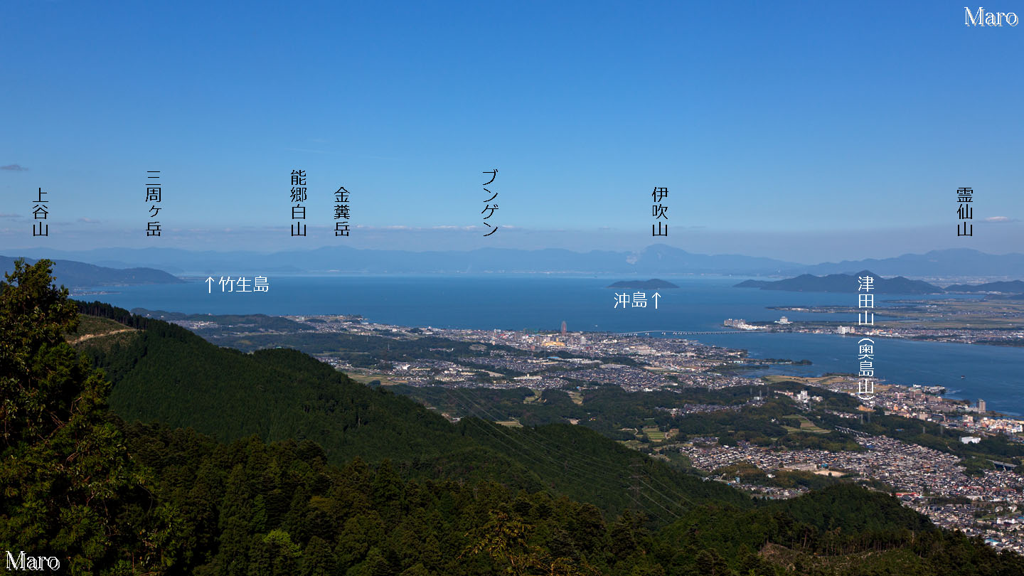 比叡山から琵琶湖の向こうに伊吹山地、湖北の山々を望む 2013年9月