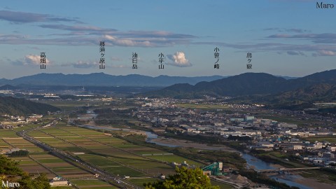 甲西富士 菩提寺山から烏ヶ嶽、鈴鹿南端、野洲川、中郡橋、田園風景を望む