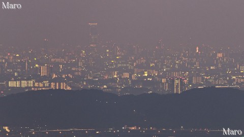 大文字山から「あべのハルカス」カウントダウン「97」を望む 11月30日