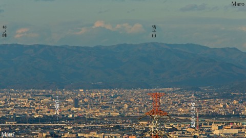 交野山から皆子山、京都タワー、平安神宮の大鳥居などを望む 2013年11月