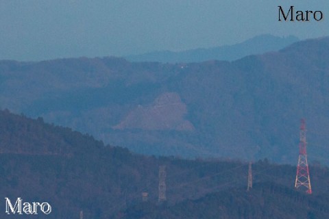 北摂 剣尾山から大文字山の火床を遠望 2013年12月