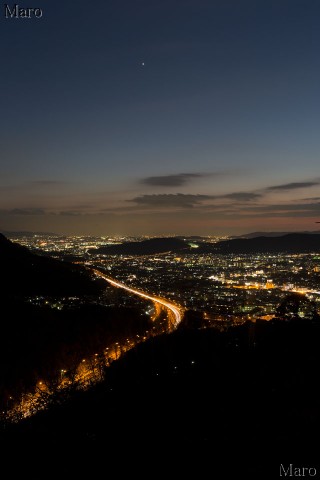 逢坂山から京都の夜景と金星を望む 滋賀県大津市 2013年12月