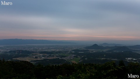近江盆地や琵琶湖を眺めながら夕涼み 滋賀県 2014年6月