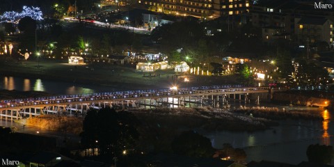 小倉山から眼下に渡月橋のライトアップを望む 京都・嵐山花灯路 2012年12月