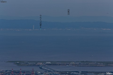 日没時、摩耶山から「りんくうゲートタワービル」、大観覧車「りんくうの星」を望む 2014年9月