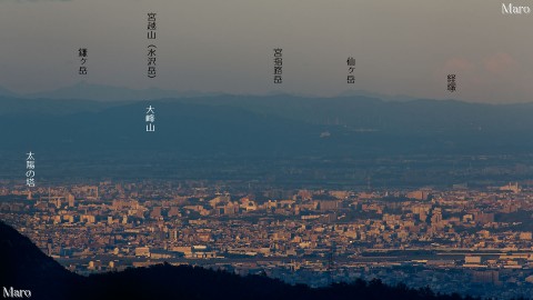 摩耶山の掬星台から鈴鹿山脈南部の山々、太陽の塔、大阪国際空港を望む 2014年9月