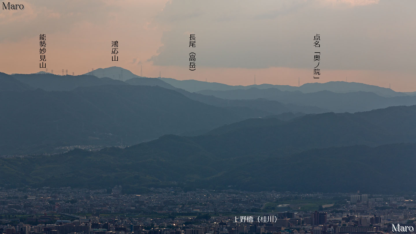 大文字山から「豊能富士」鴻応山と能勢妙見山を遠望する 京都市左京区 2015年8月