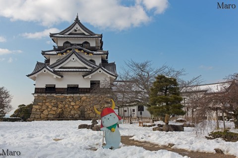 雪の彦根城天守 ひこにゃんと現存天守閣 2016年1月の寒波