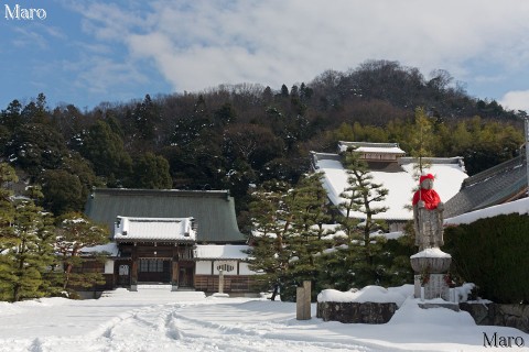 雪の清涼寺 龍潭寺の南 佐和山を背負う 彦根市 2016年1月