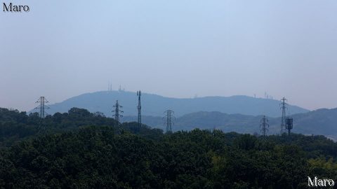 宇治の大吉山展望台（仏徳山）から奈良の生駒山を遠望 2016年6月