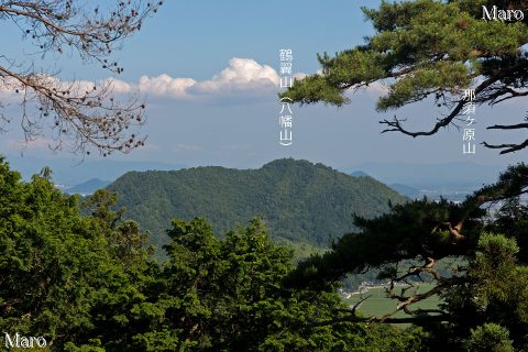 長命寺・太郎坊権現祠から鶴翼山（八幡山）、鈴鹿南部を望む 2016年6月