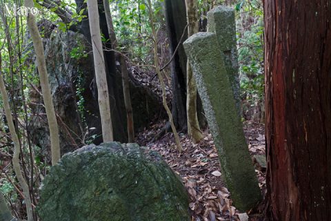 長坂越 石ヒロイ～堂ノ庭 嘉永年間の石碑や石柱 2016年10月