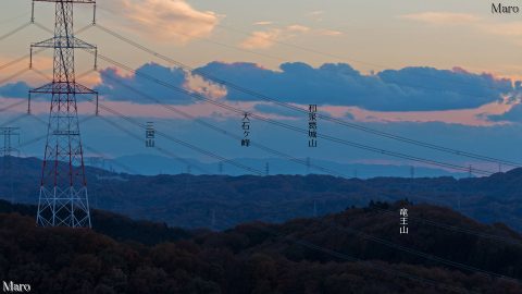 交野山から竜王山と和泉山脈の葛城山や三国山を望む 大阪府交野市 2013年11月